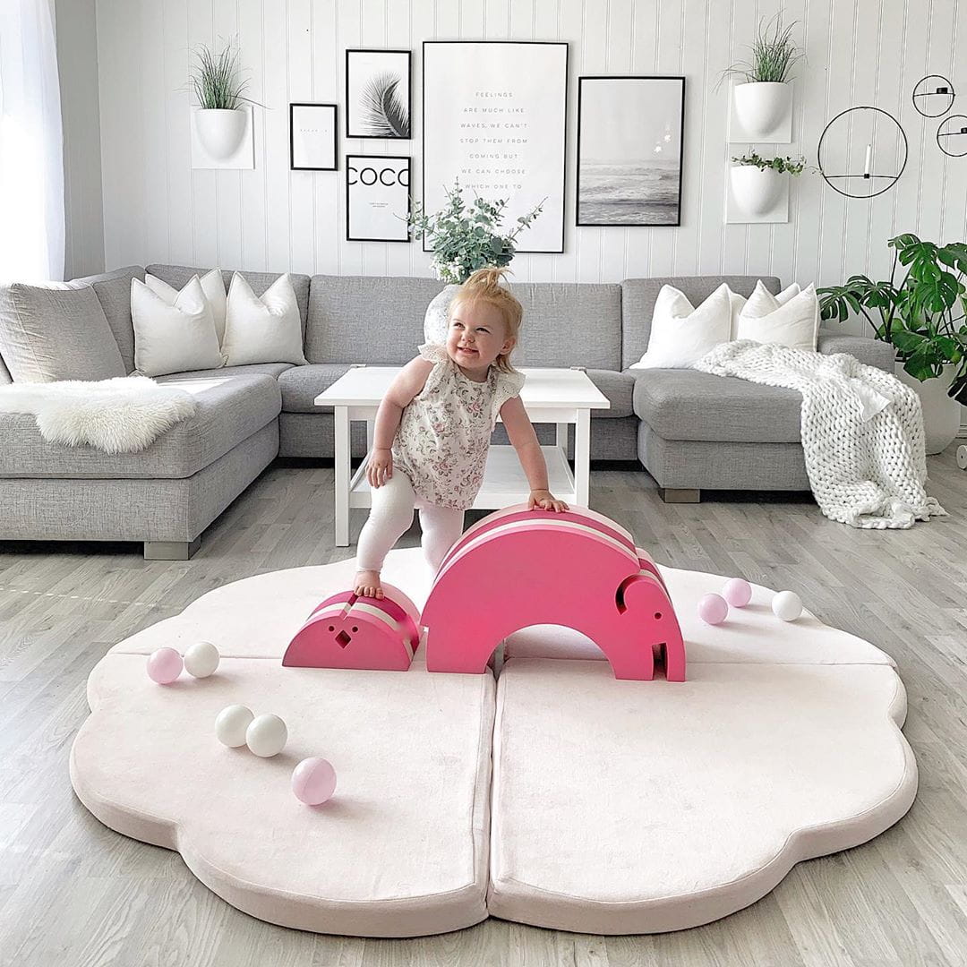 Play Mat for Kids - Cloud Shaped Pink Velvet